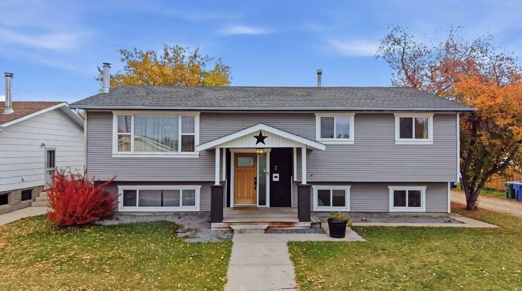 7 Opal Avenue , Red Deer