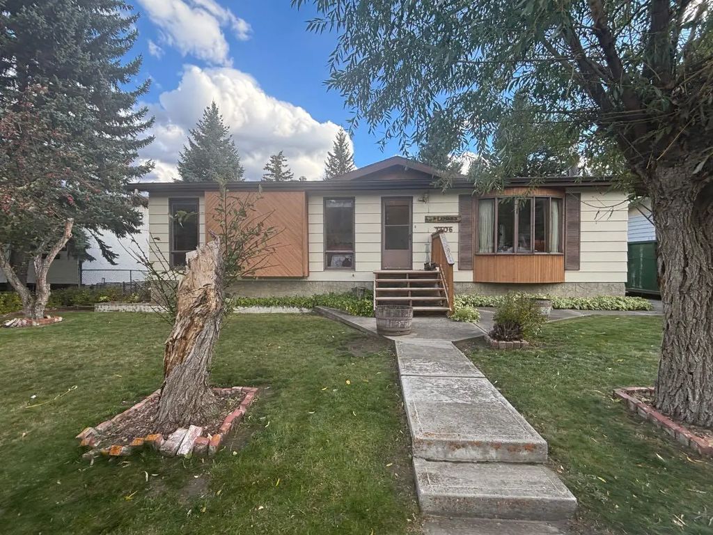 7306 24 Avenue , Coleman