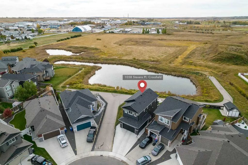 1058 Stevens Place , Crossfield