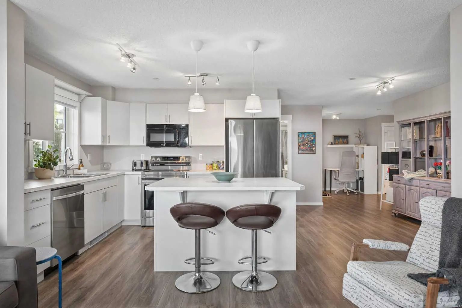 4201 279 Copperpond Common Se Calgary Alberta T2Z 1G6 Copperfield Details