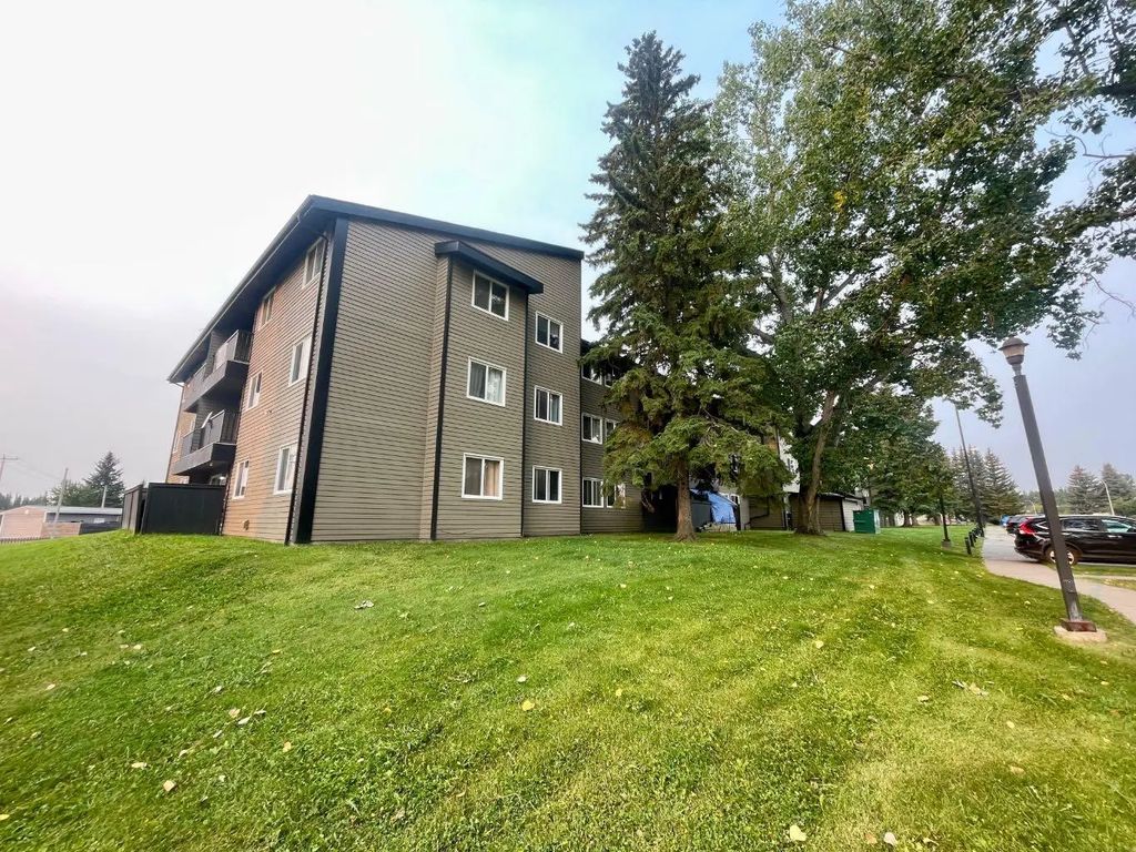 #208b 5611 9 Avenue  , Edson