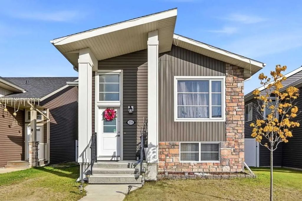 154 Livingston Close , Red Deer