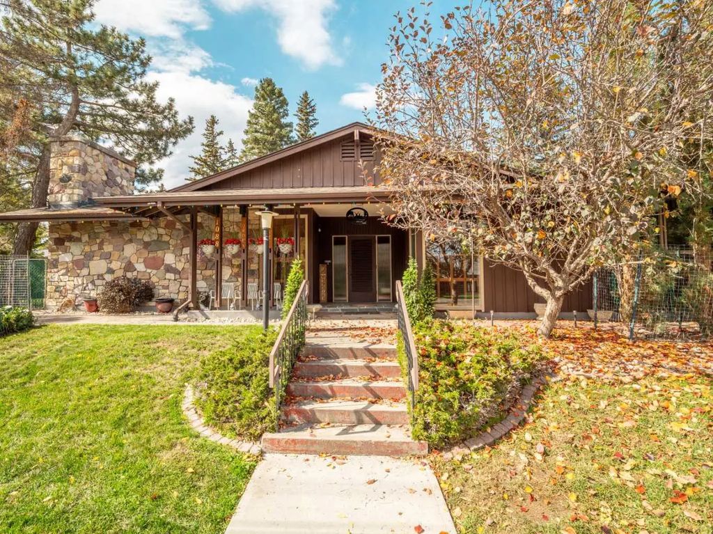 1088 Morden Avenue , Pincher Creek