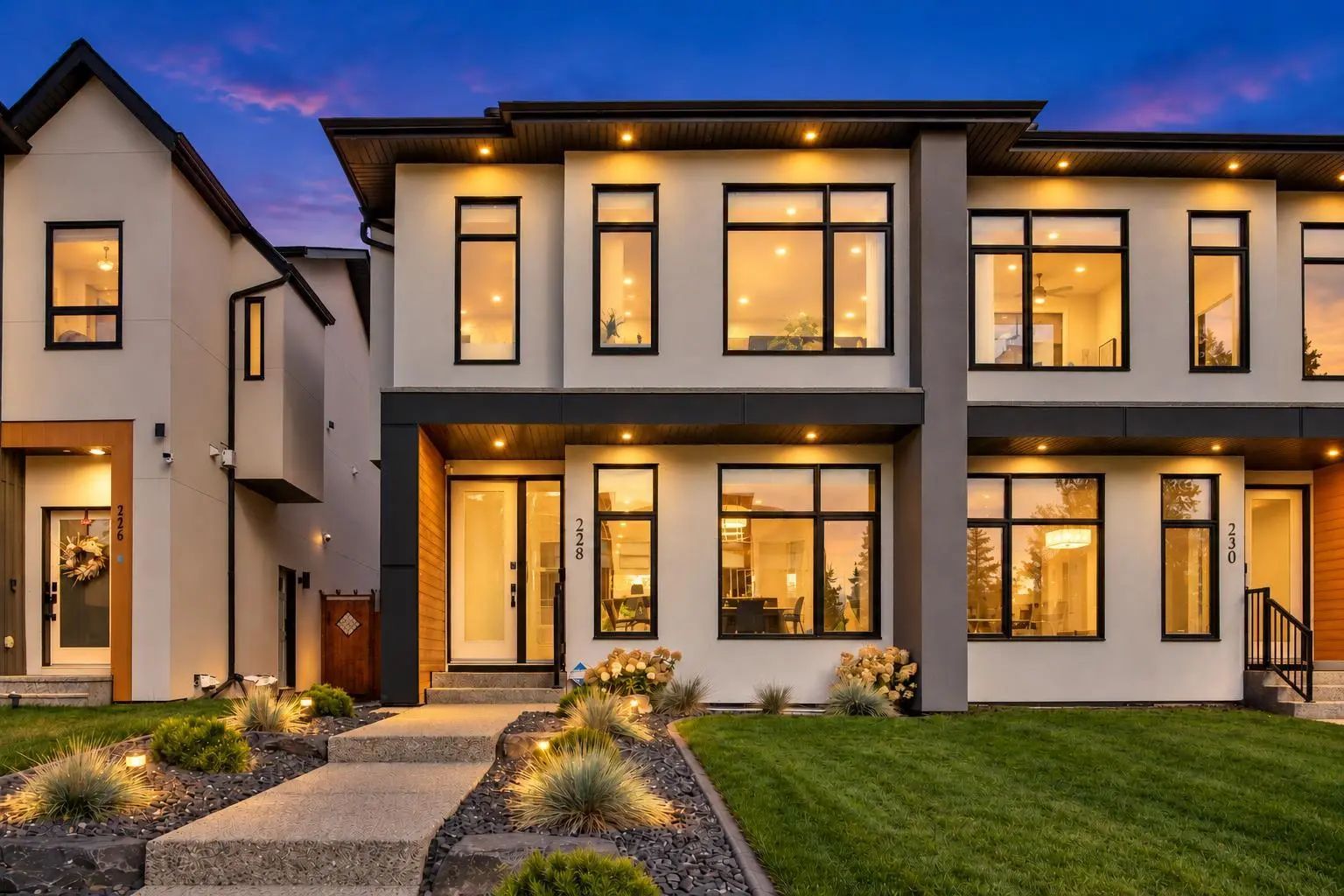 228 33 Avenue Ne Calgary Alberta T2E 2H6 Highland Park Details