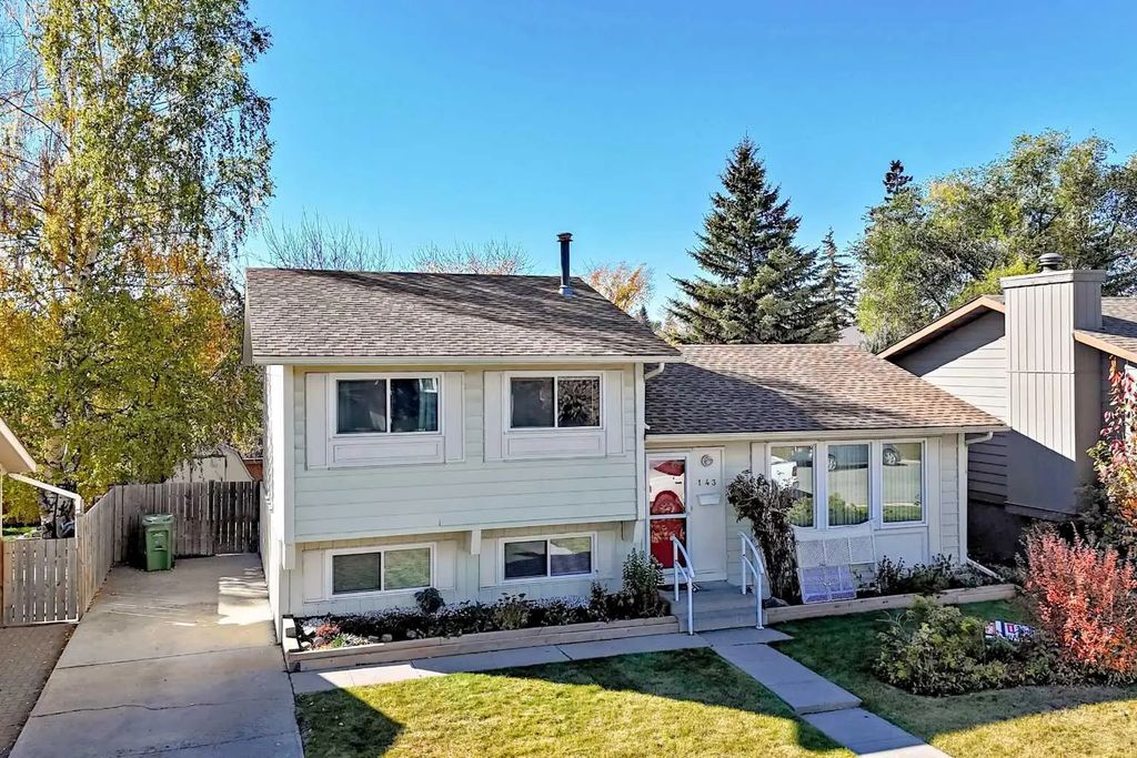 143 Deer Ridge Way Se, Calgary