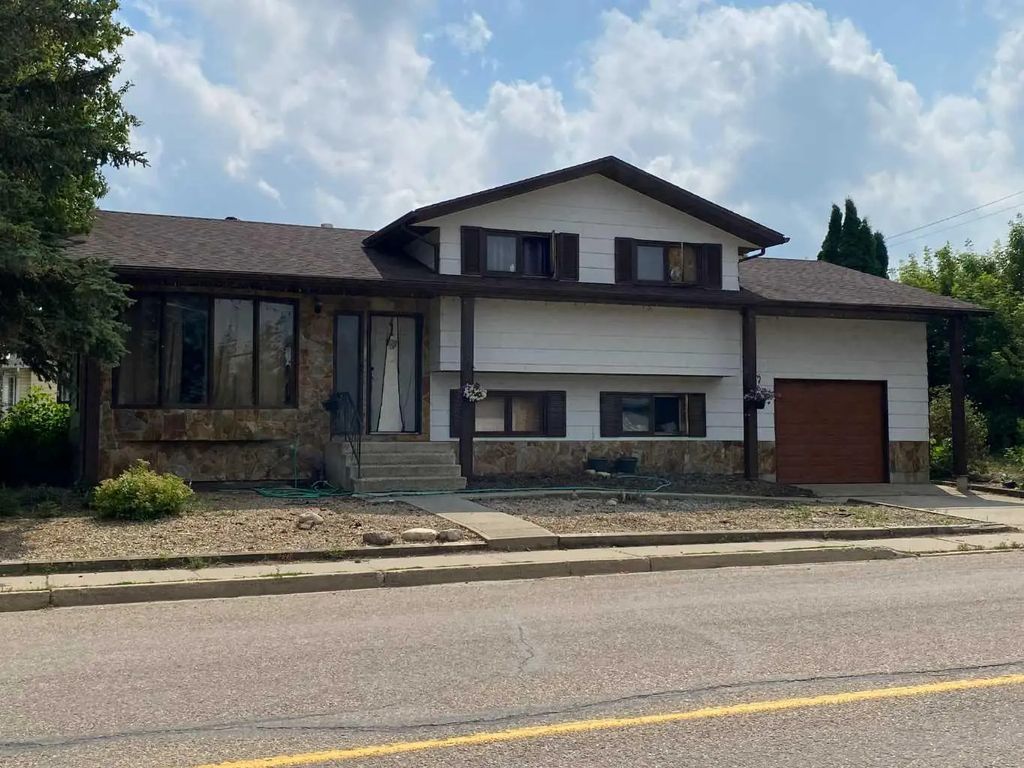 5138 48 Street , Lacombe