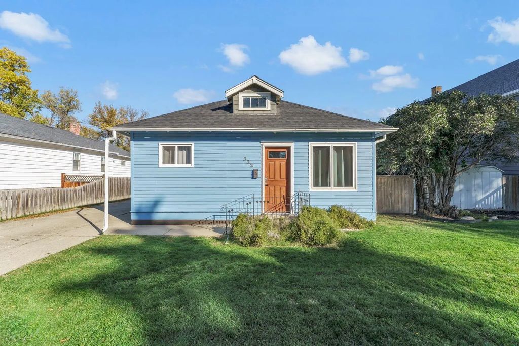 922 4 Street Se, Medicine Hat