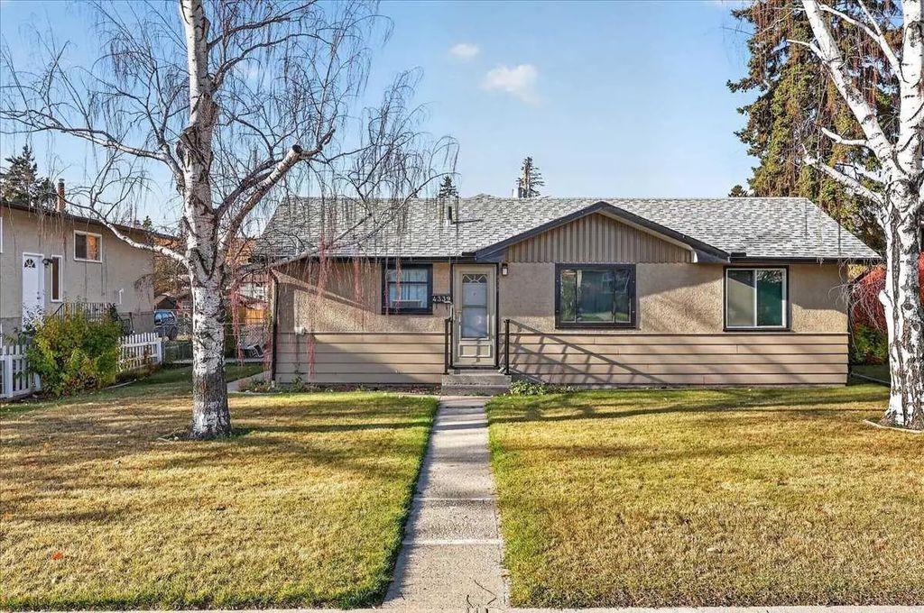 4339 70 Street Nw, Calgary