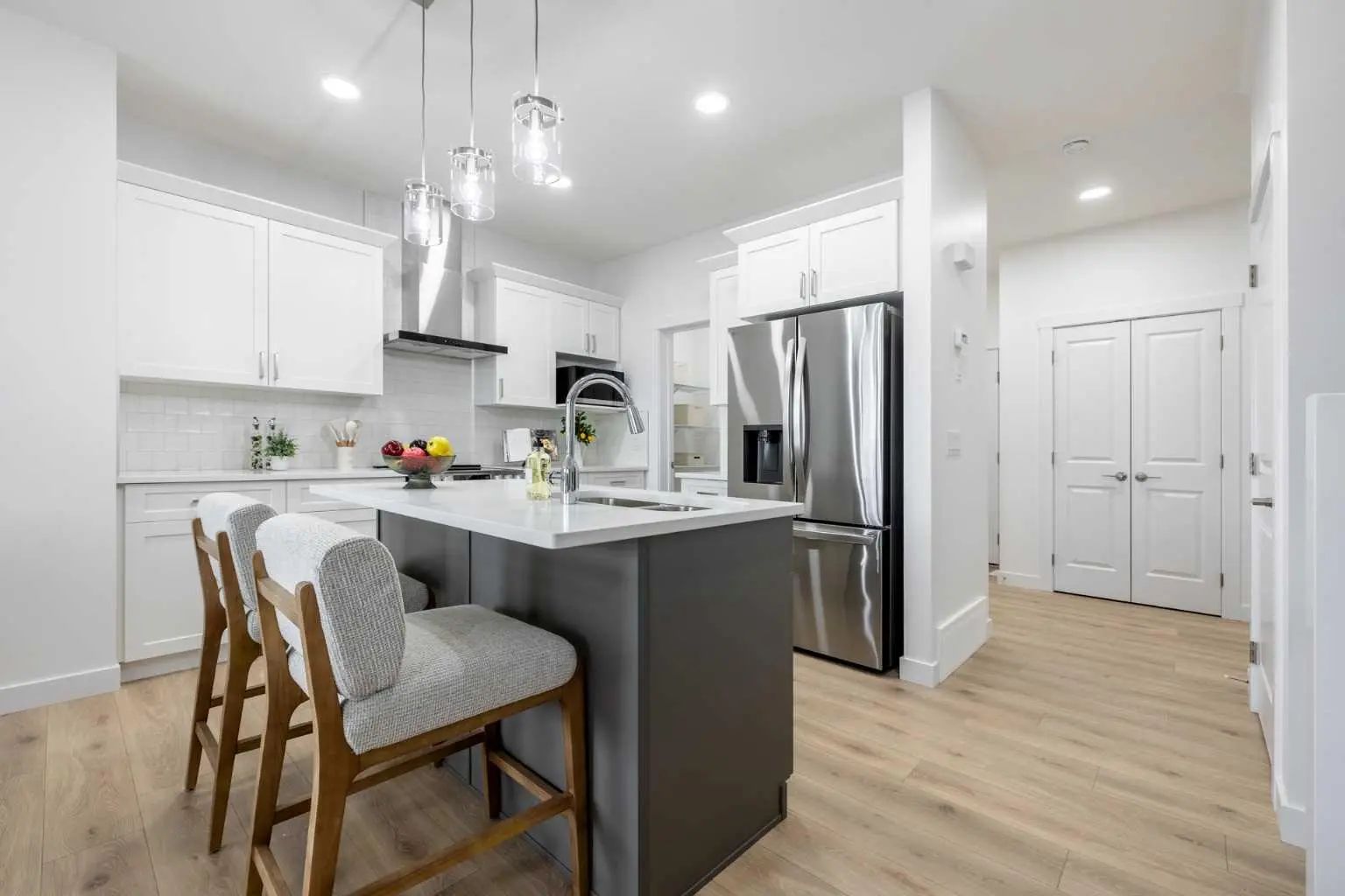 393 Sora Park Se Calgary Alberta T3S 1C4 Hotchkiss Details