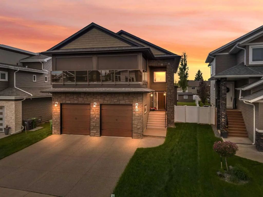 48 Lundberg Crescent , Red Deer