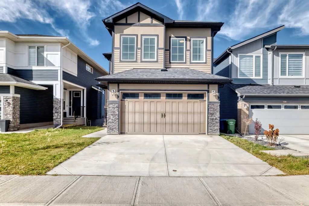 300 Carringvue Place Nw, Calgary