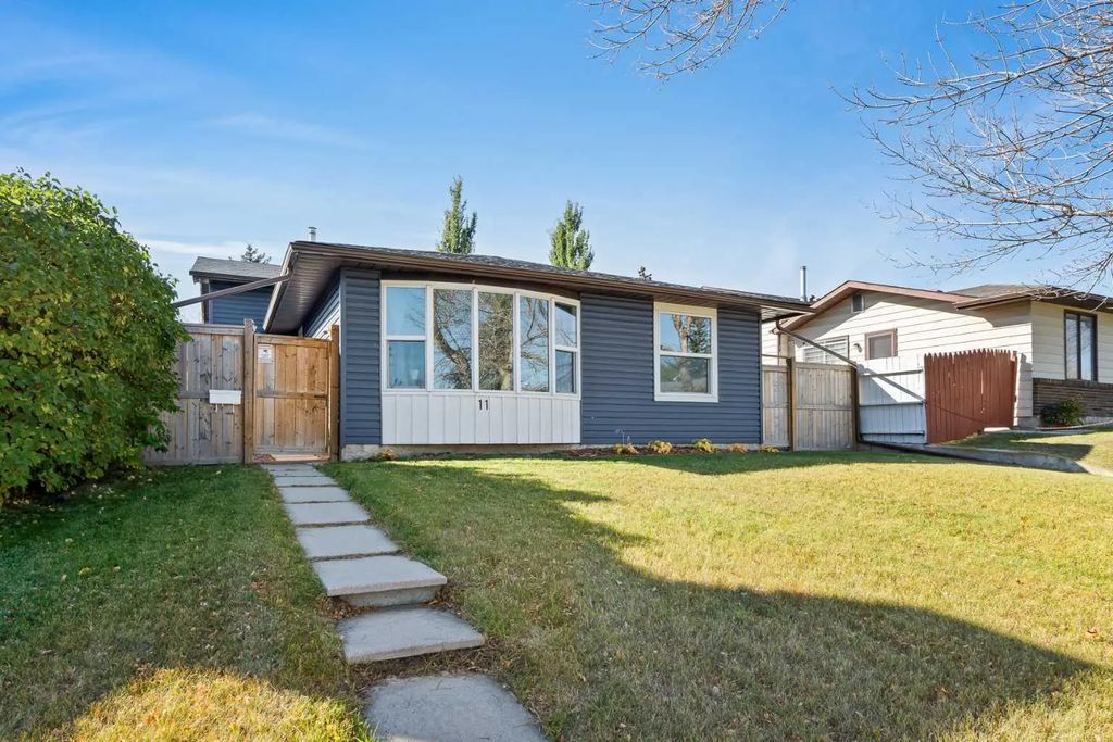 11 Berwick Hill Nw, Calgary