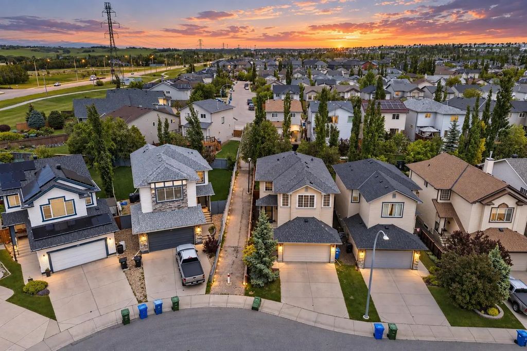 60 Tuscany Ridge Crescent Nw, Calgary