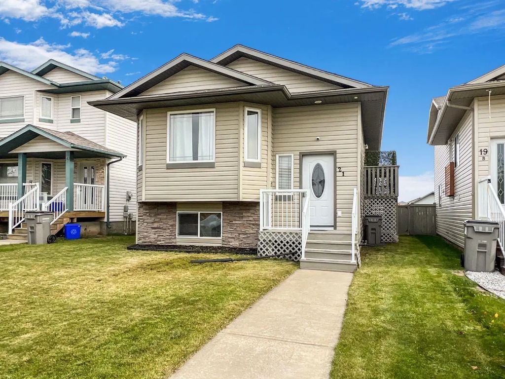 21 Pinnacle Crossing , Grande Prairie