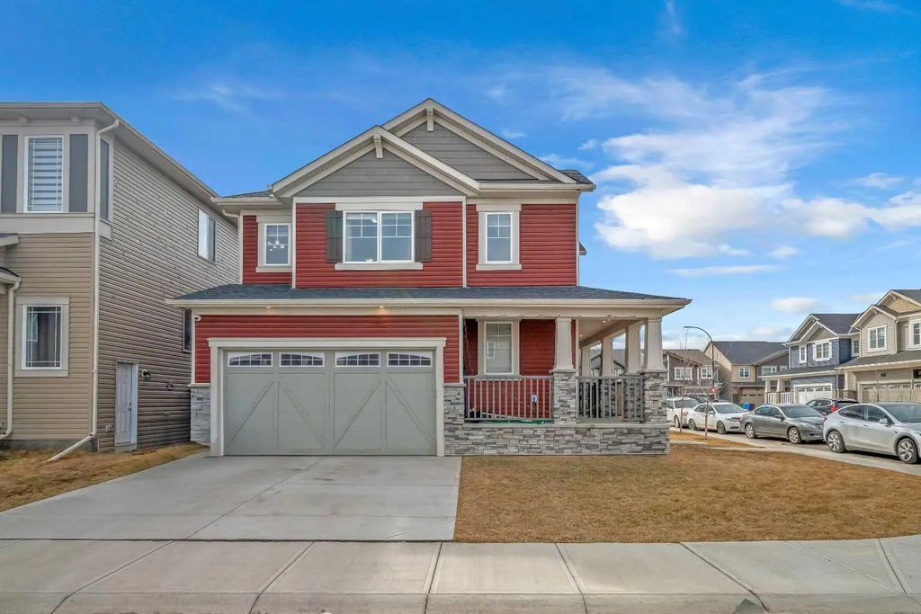 271 Carringham Road Nw, Calgary