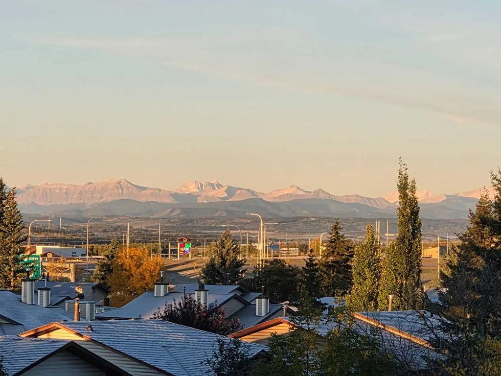 302 11170 30 Street Sw, Calgary