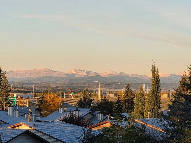 302 11170 30 Street Sw, Calgary