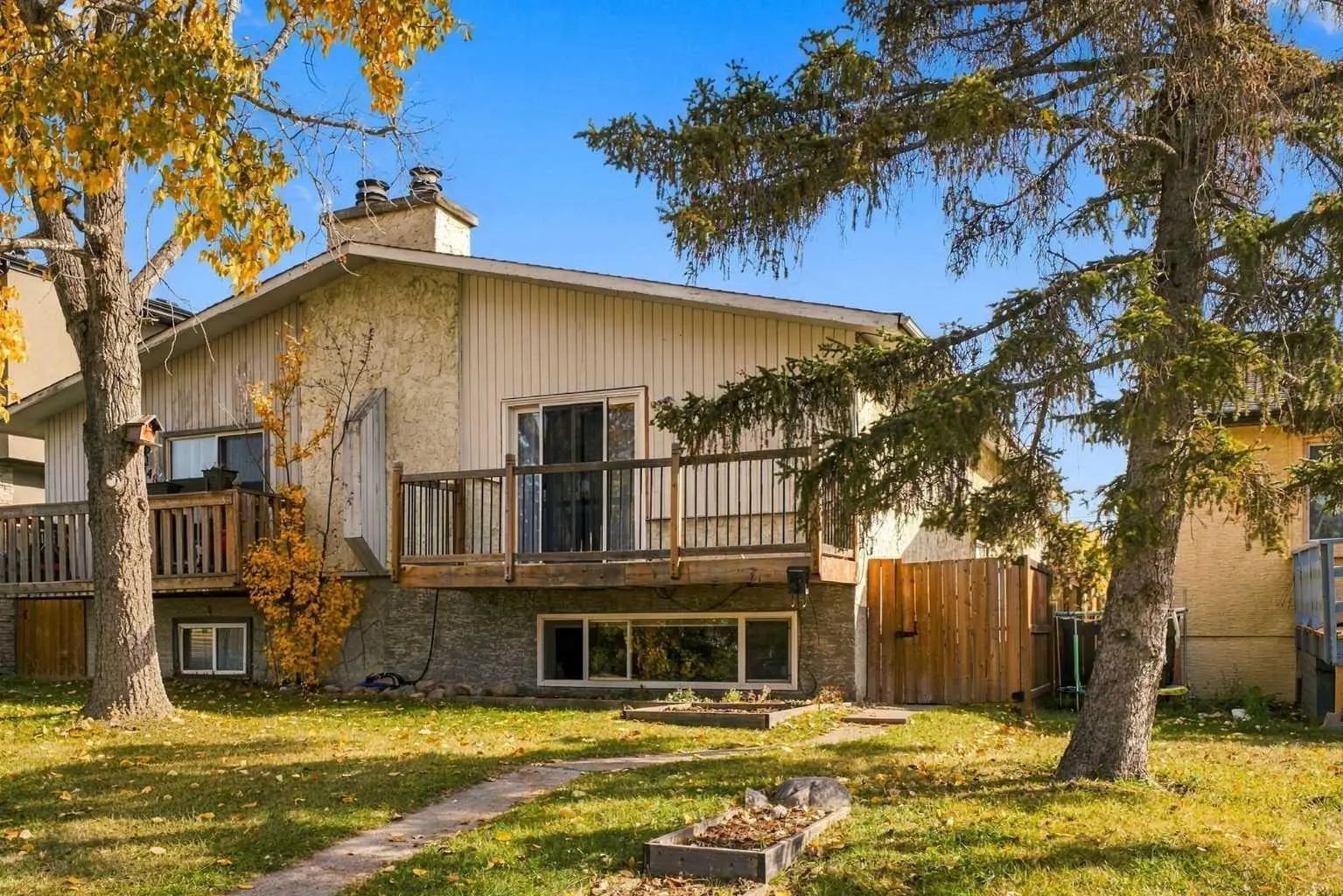Calgary Real Estate Listing: 4646 80 Street Northwest, Bowness