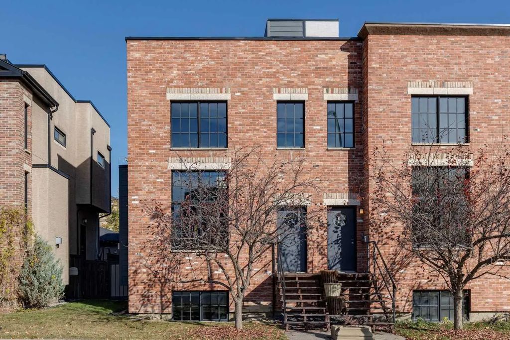 720a 24 Avenue Se, Calgary