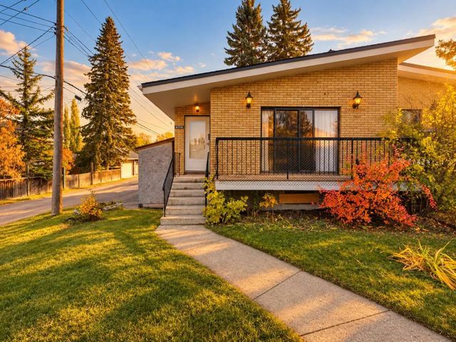 4108 67 Street Nw, Calgary