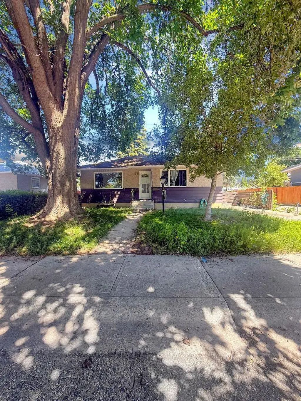 2411 5 Avenue N, Lethbridge