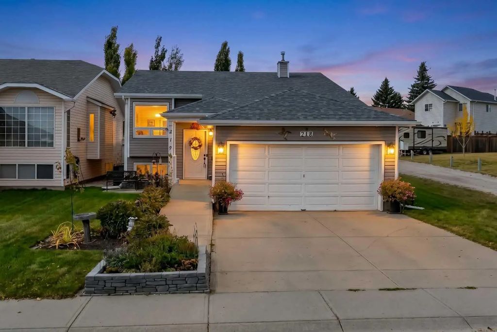 218 Coventry Close Ne, Calgary