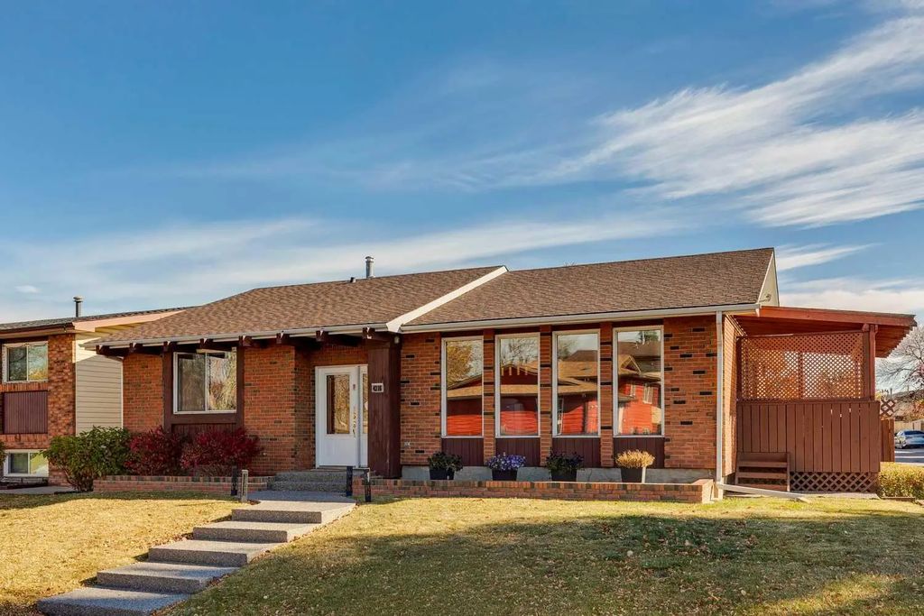 4316 53 Street Ne, Calgary
