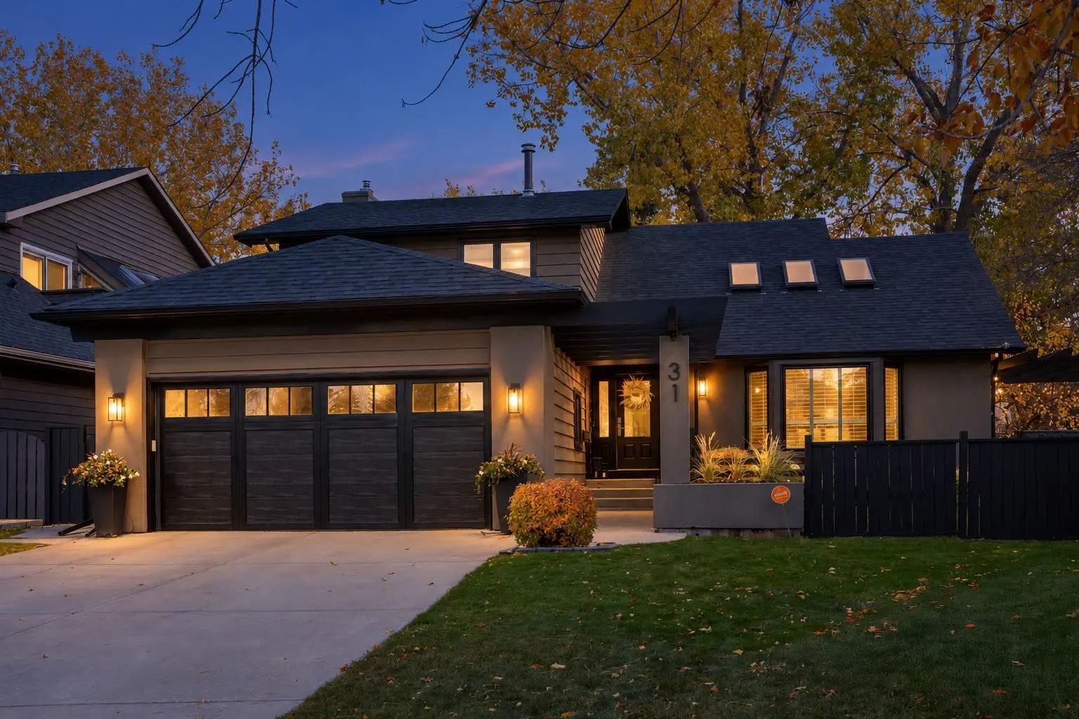 31 Canterville Bay Sw Calgary Alberta T2W 4M1 Canyon Meadows Details