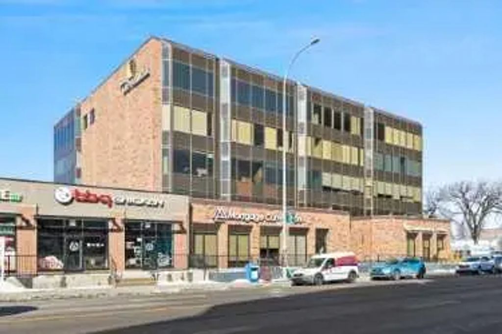 5th Floor 1121 Centre Street Nw, Calgary
