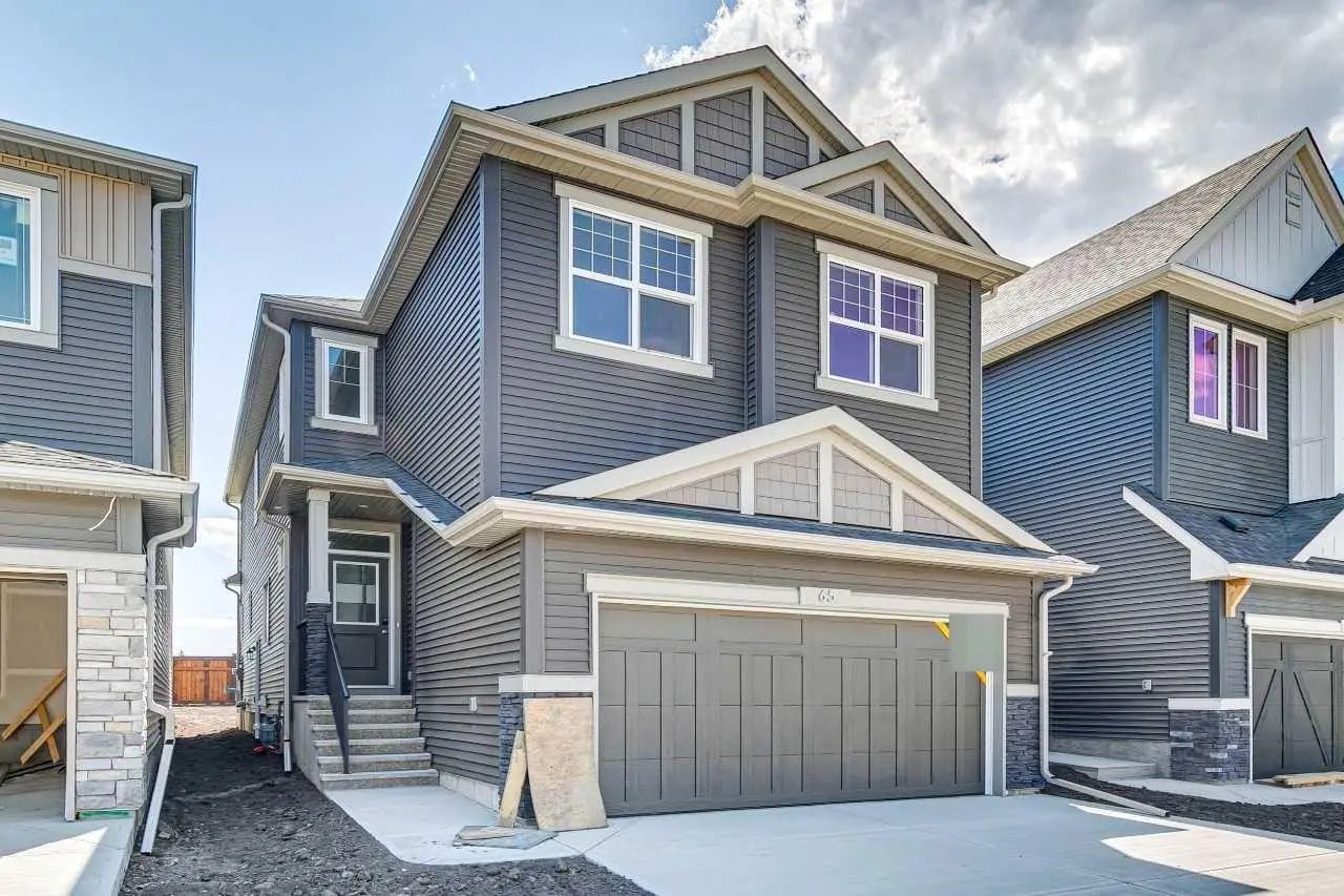 Hotchkiss Real Estate Listing, Calgary, Alberta T3S 0V3