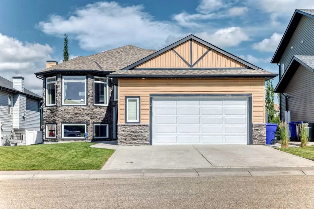 31 Erhart Close , Olds