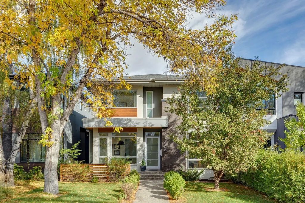 2008 48 Avenue Sw, Calgary