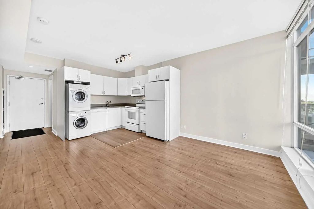 502 30 Brentwood Common Nw, Calgary