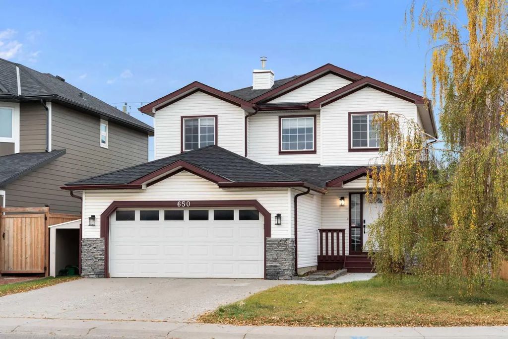 650 Harvest Hills Drive Ne, Calgary
