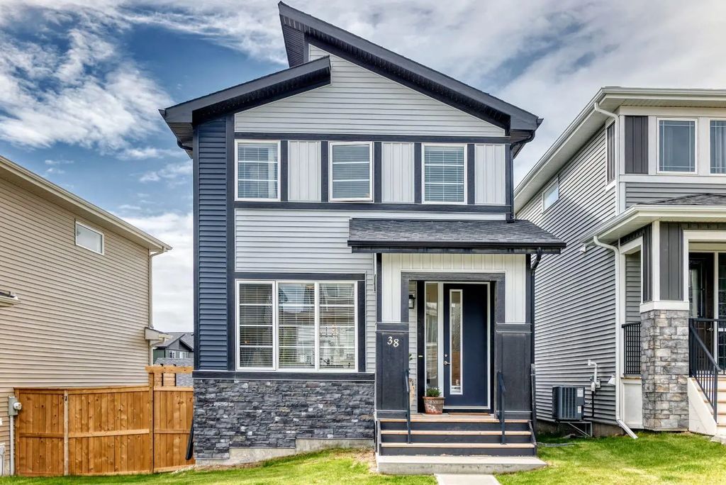 38 Precedence Glen , Cochrane