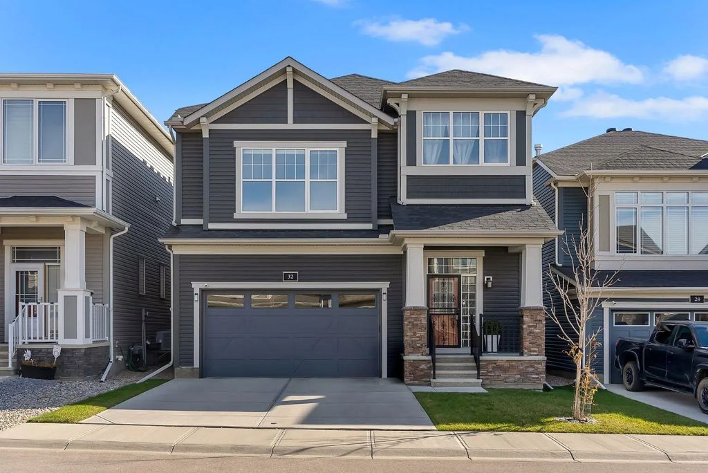 32 Carrington Manor Nw, Calgary