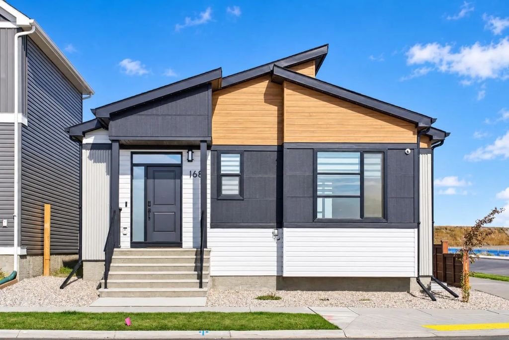 168 Setonstone Manor Se, Calgary
