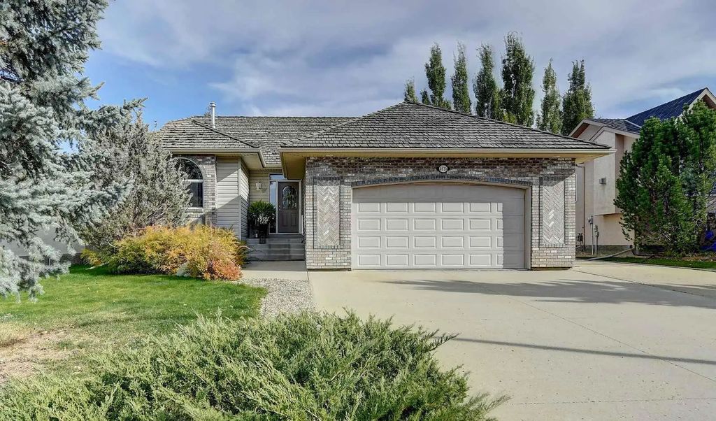 4615 94 Street , Wedgewood