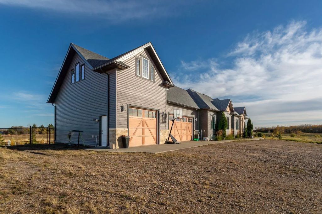 10 Greenway Drive  , Rural