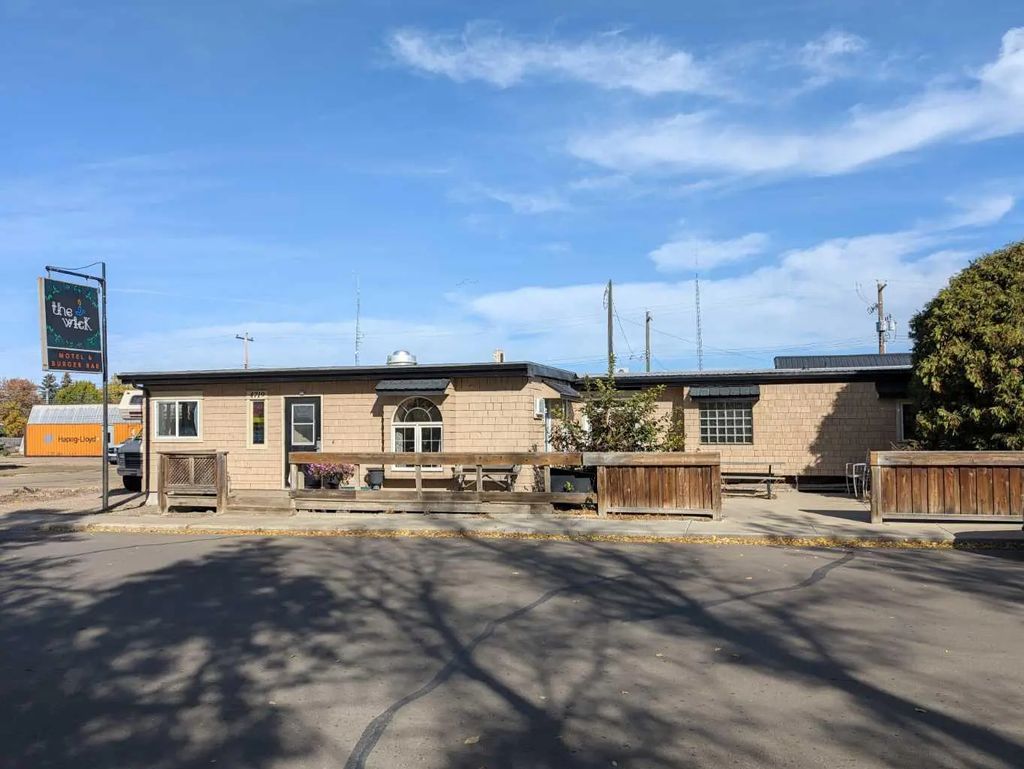 4719 48 Avenue , Sedgewick