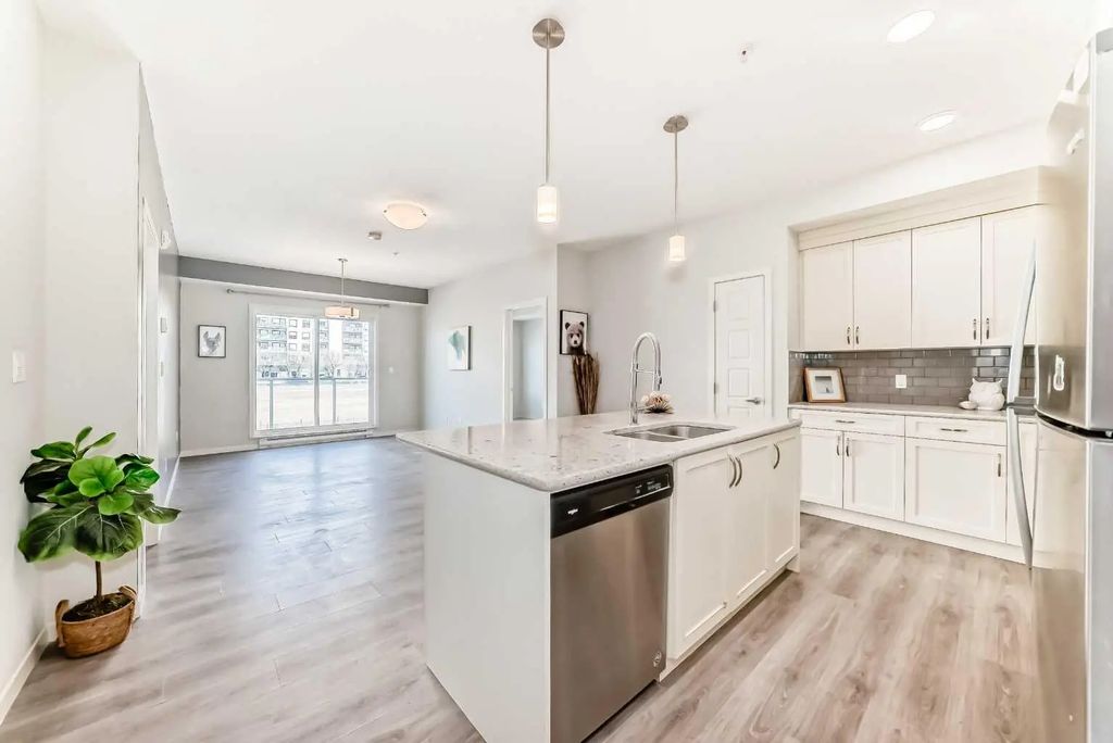 215 20 Seton Park Se, Calgary