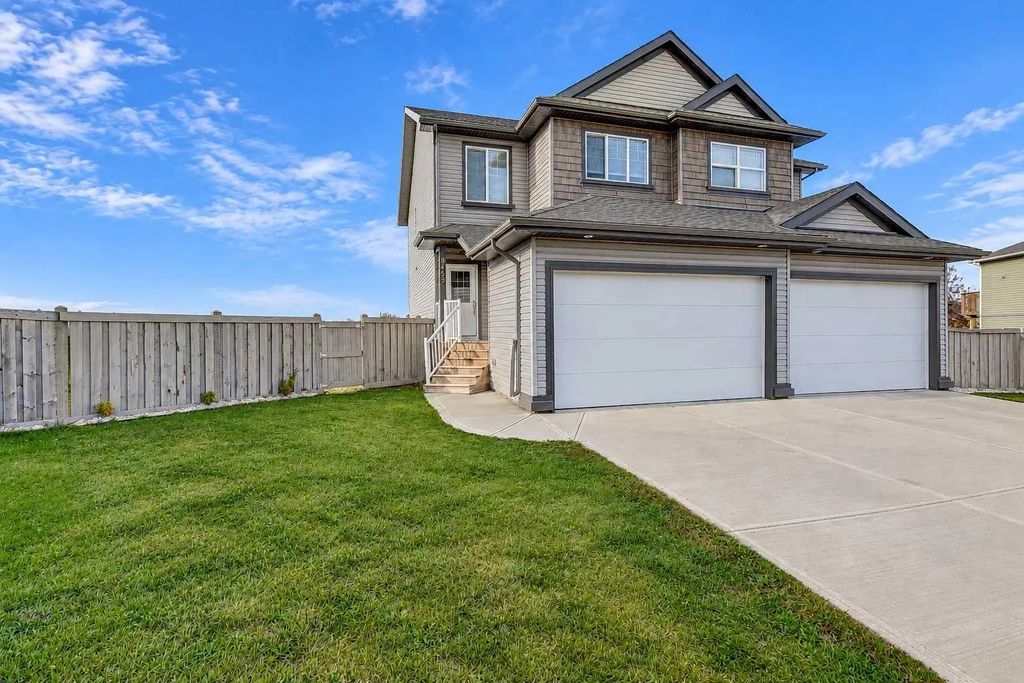 8459 101 Avenue , Grande Prairie