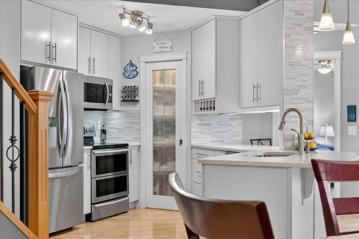 Modern suburban home in Evanston