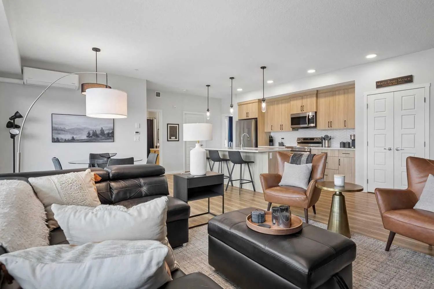 Modern suburban home in Evanston