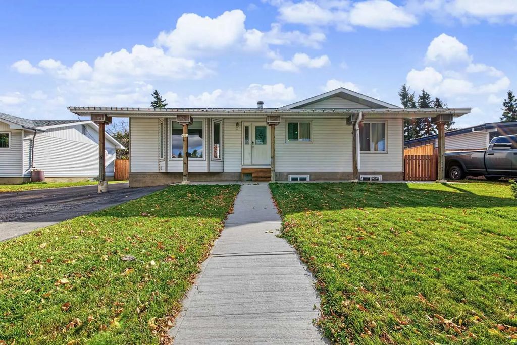 9907 85 Avenue , Grande Prairie