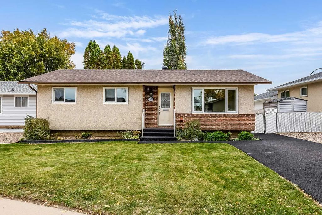 2377 Ronan Place Se, Medicine Hat