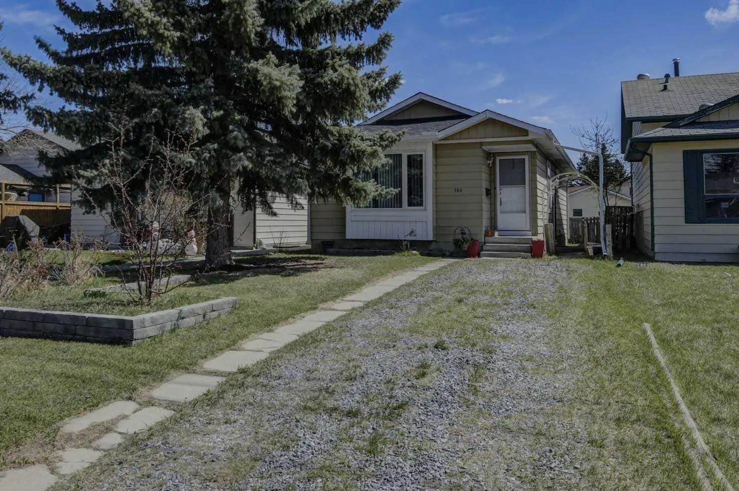 Photo for MLS®# A2351432 - home for sale at 184 Erin Croft Crescent Southeast, Erin Woods, Calgary Alberta