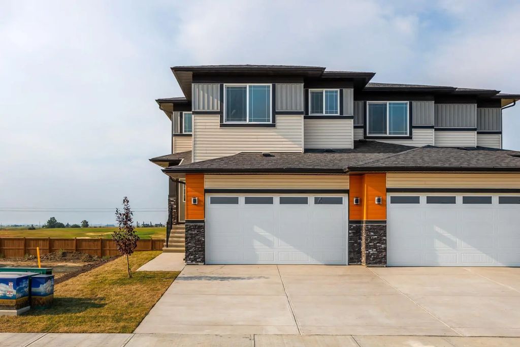 142 Lakewood Crescent , Strathmore