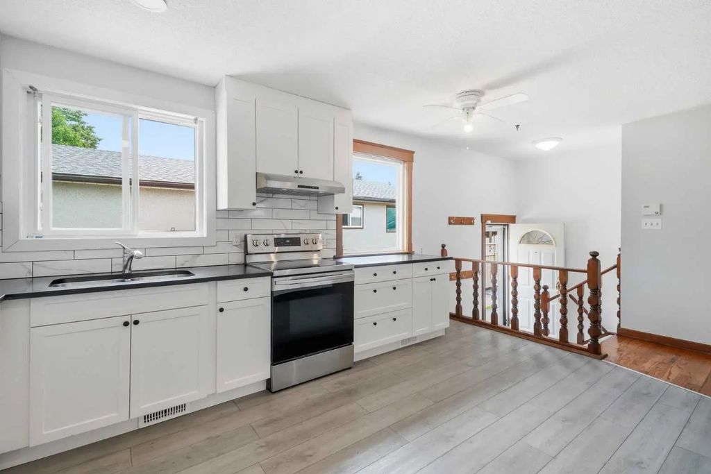 3432 31a Avenue Se, Calgary