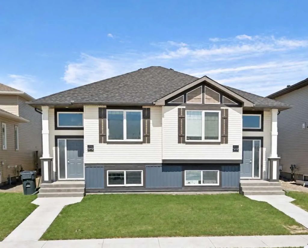 305 Coalbanks Boulevard W, Lethbridge